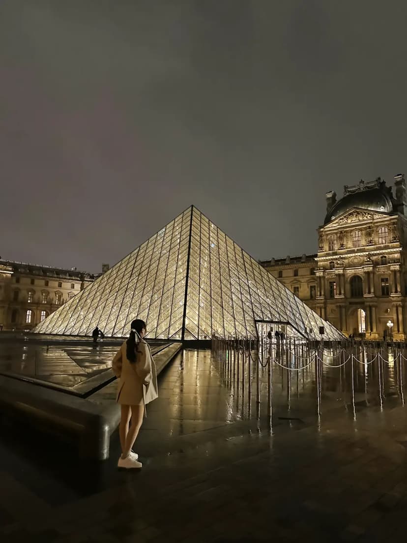 Paris Museum Entrance