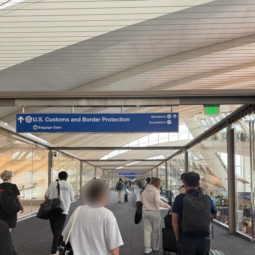 LAX Airport Signs