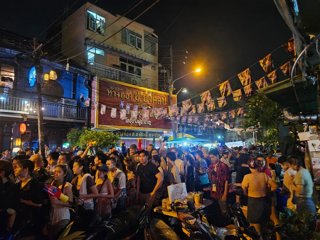 Songkran Bangkok Weather 2026: Survival Guide & Tips