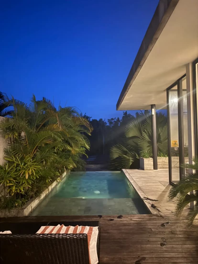 Ubud Airbnb Cozy Bedroom Setup
