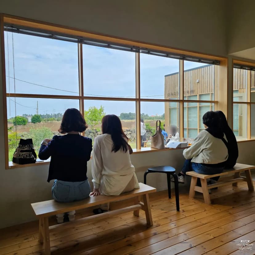 Outdoor seating at Pass Brew Jeju