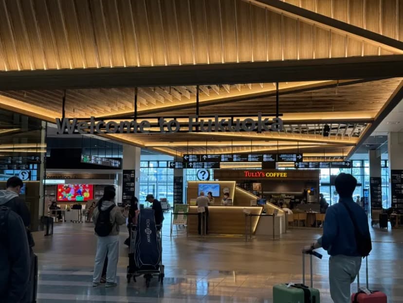 福岡空港国際線ターミナル内のタリーズコーヒー