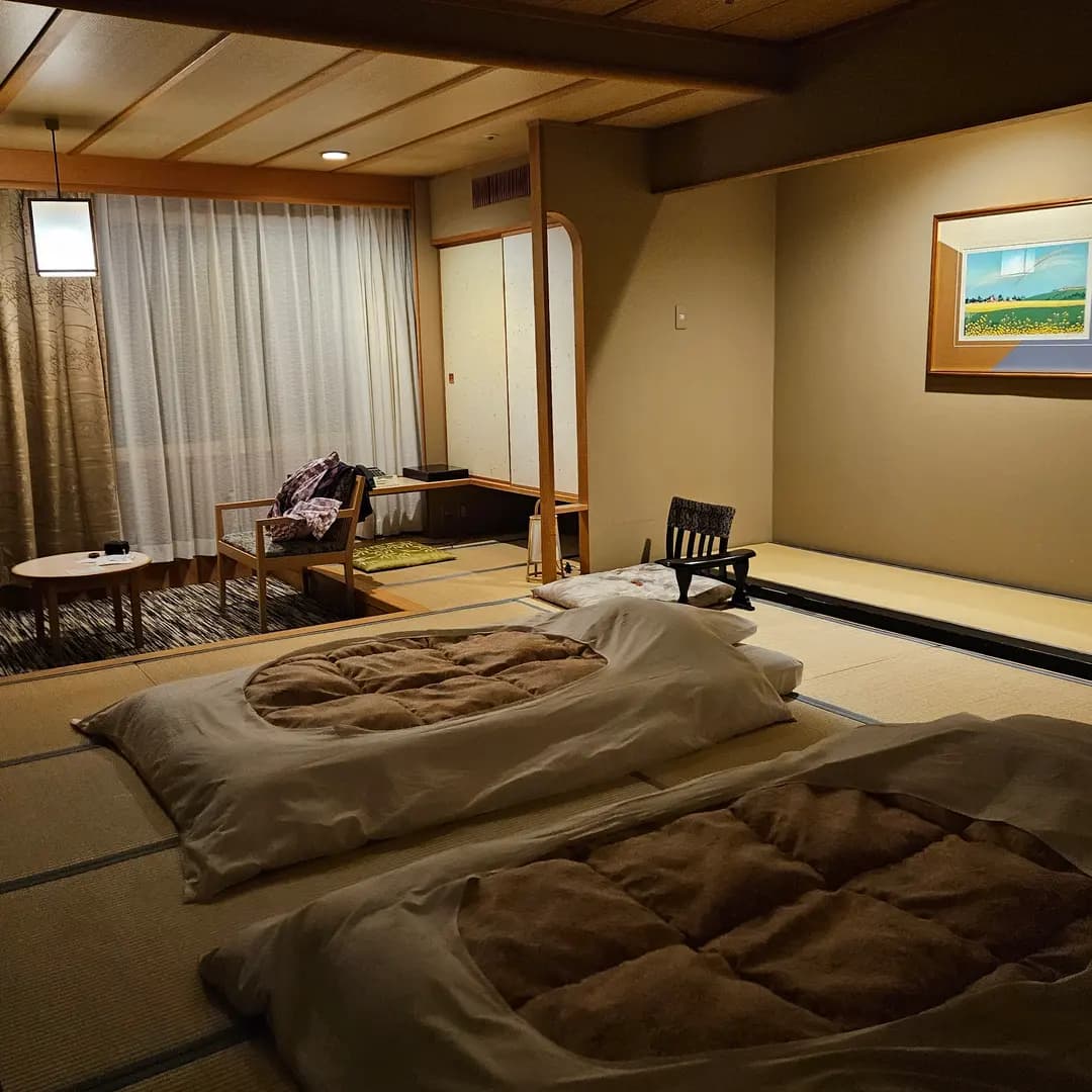 定山渓温泉「花もみじ」宿泊記2026|客室・無料送迎バス・貸切風呂まで徹底紹介