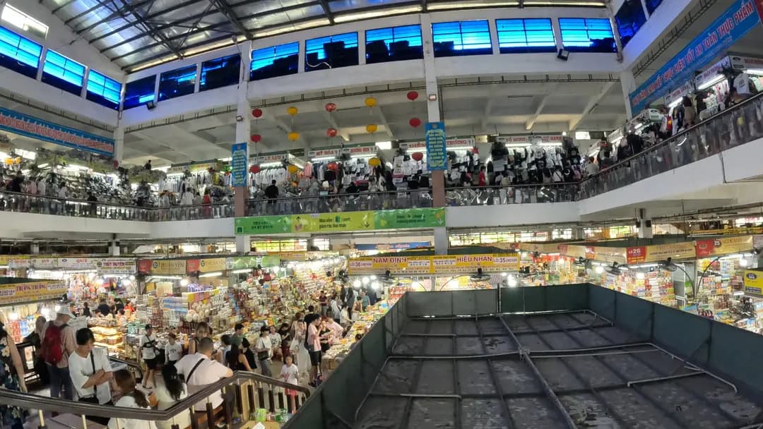 峴港韓市場購物攻略 2026:營業時間、必買清單與殺價秘訣