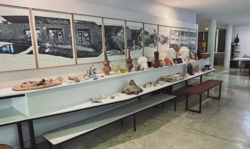Traditional Thai art in the hallway