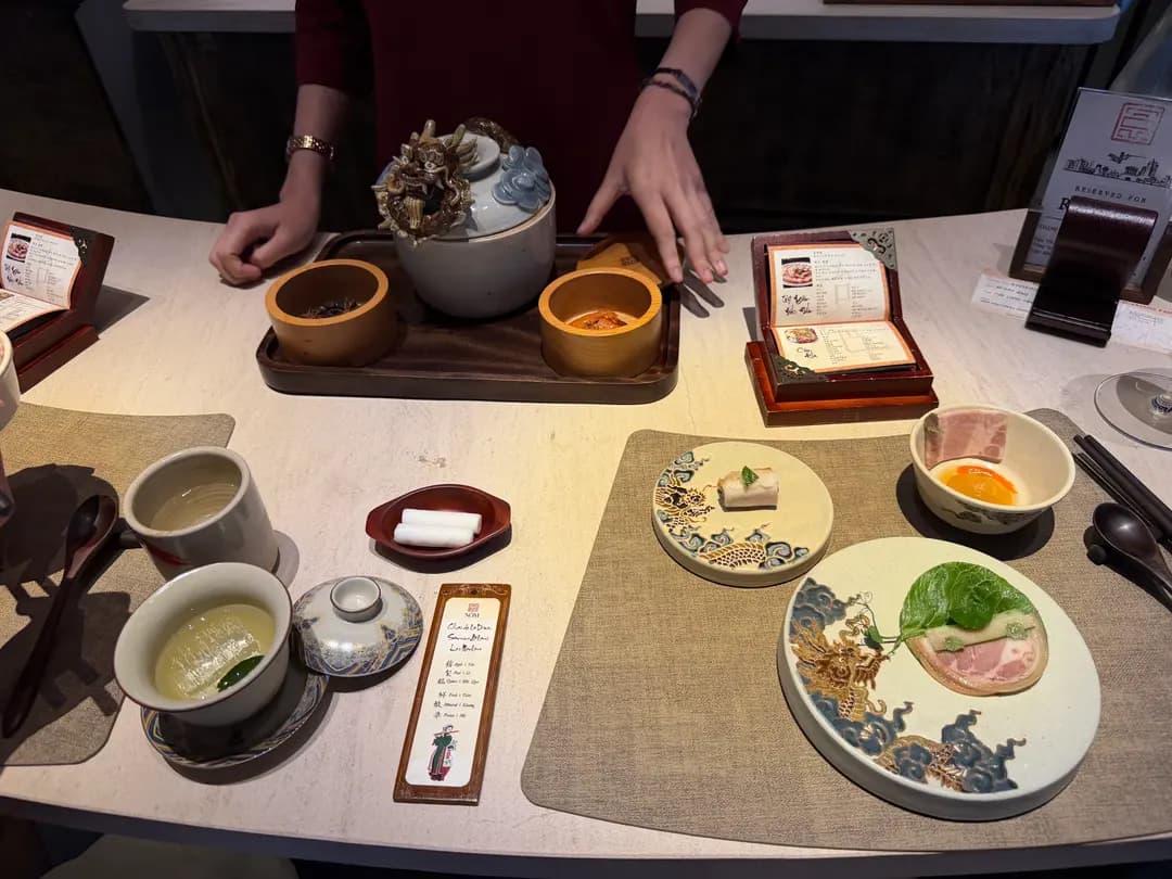 胡志明 NÔM Dining 米其林精選餐廳:一場難忘的越南美食饗宴