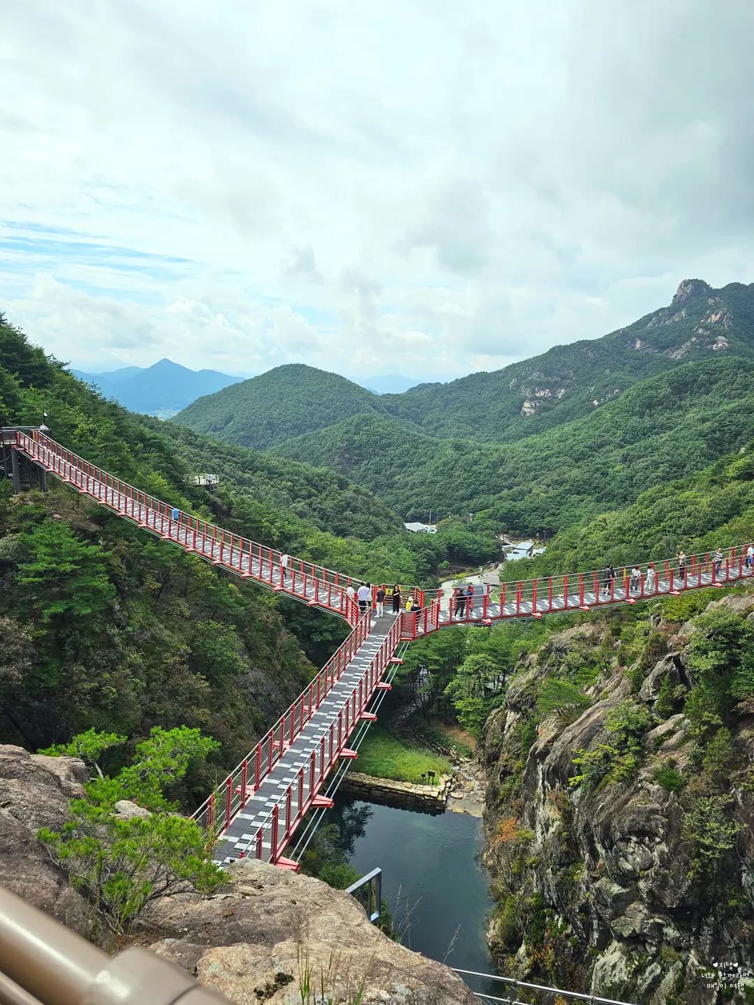 Geochang Healing Land Guide 2026: Y-Bridge & Spa