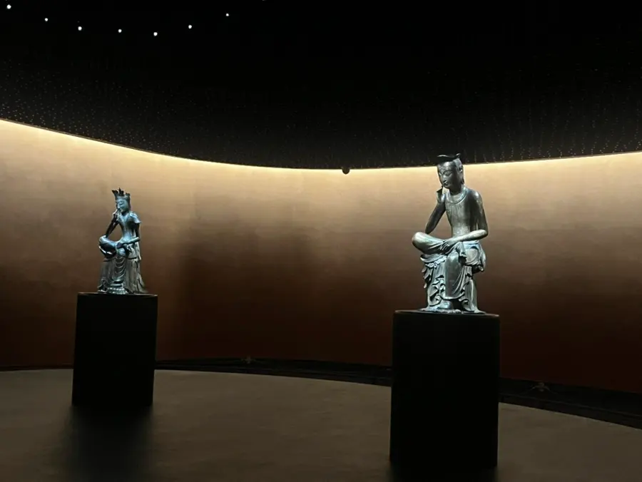 國立中央博物館 國中博 週末參觀心得 | 餐廳、咖啡廳、導覽服務、開放時間、周邊商品