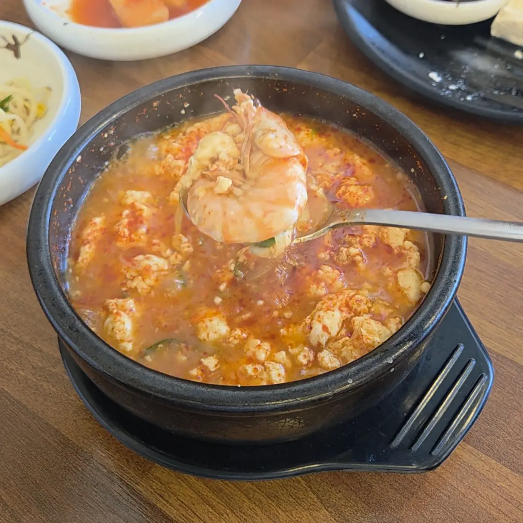 รีวิว Kongsure Dubu มูจู: ร้านเต้าหู้โฮมเมด ฟีลอบอุ่น อร่อยจริงใจ
