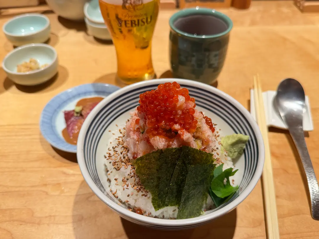 つじ半 アークヒルズ店 2026|海鮮丼の待ち時間・メニュー徹底解説