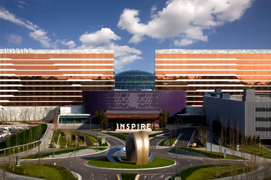 Inspire Resort (ทางเข้าหลัก)