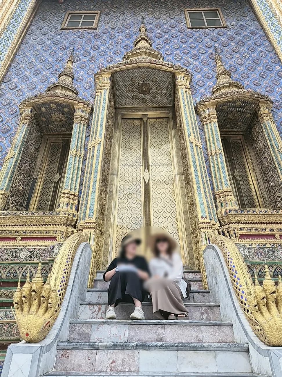 Bangkok Day 3 Itinerary: Grand Palace, Thai Dress & River Cruise
