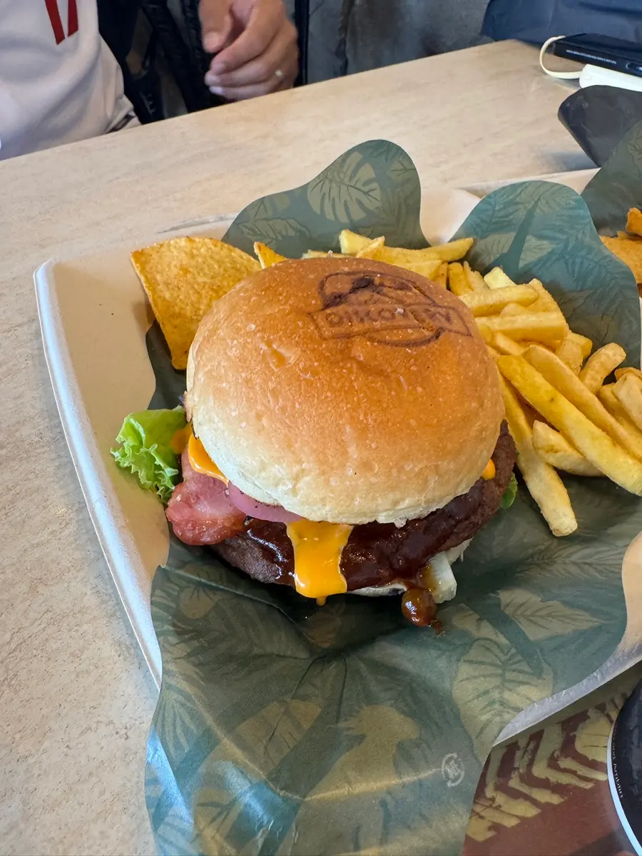 USJ 2026: มื้อเที่ยงฟินๆ ที่ Discovery Restaurant ไม่ต้องรอคิว