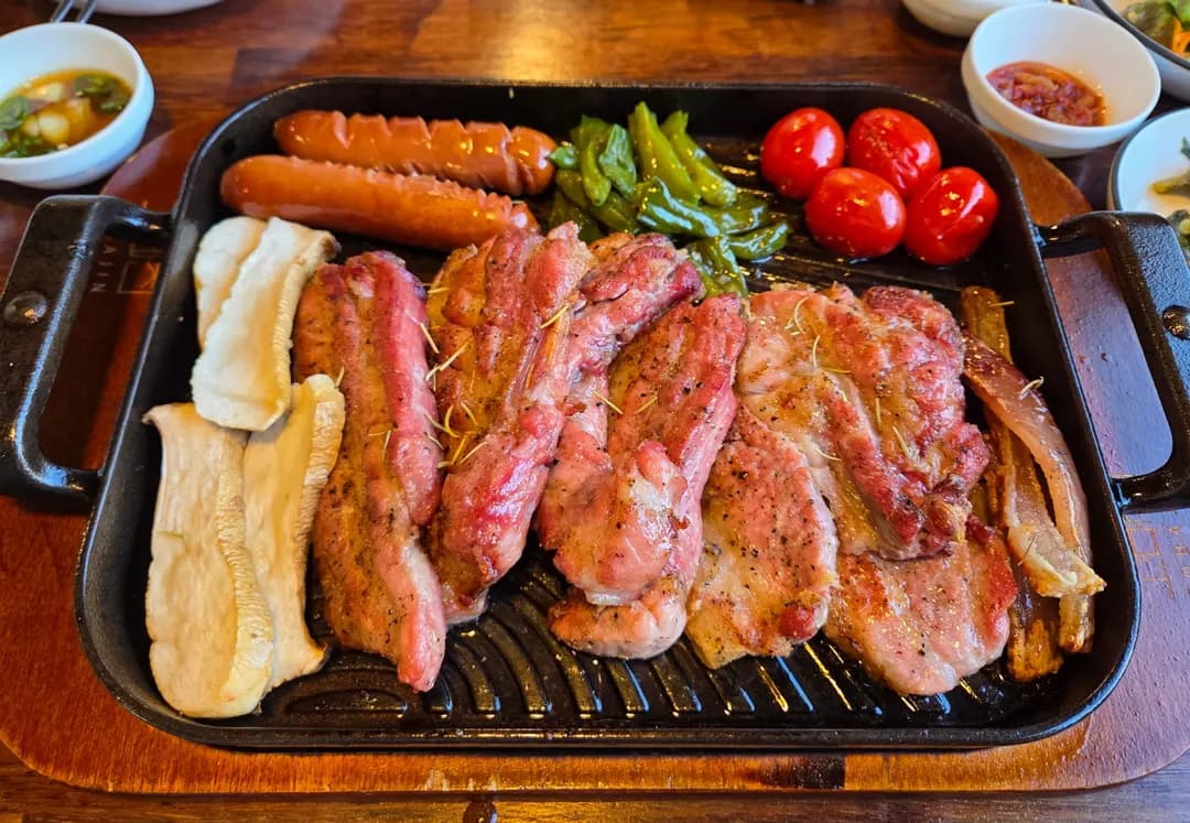 제주 신화월드 근처 맛집 고바진 추천 흑돼지 구워주는 곳
