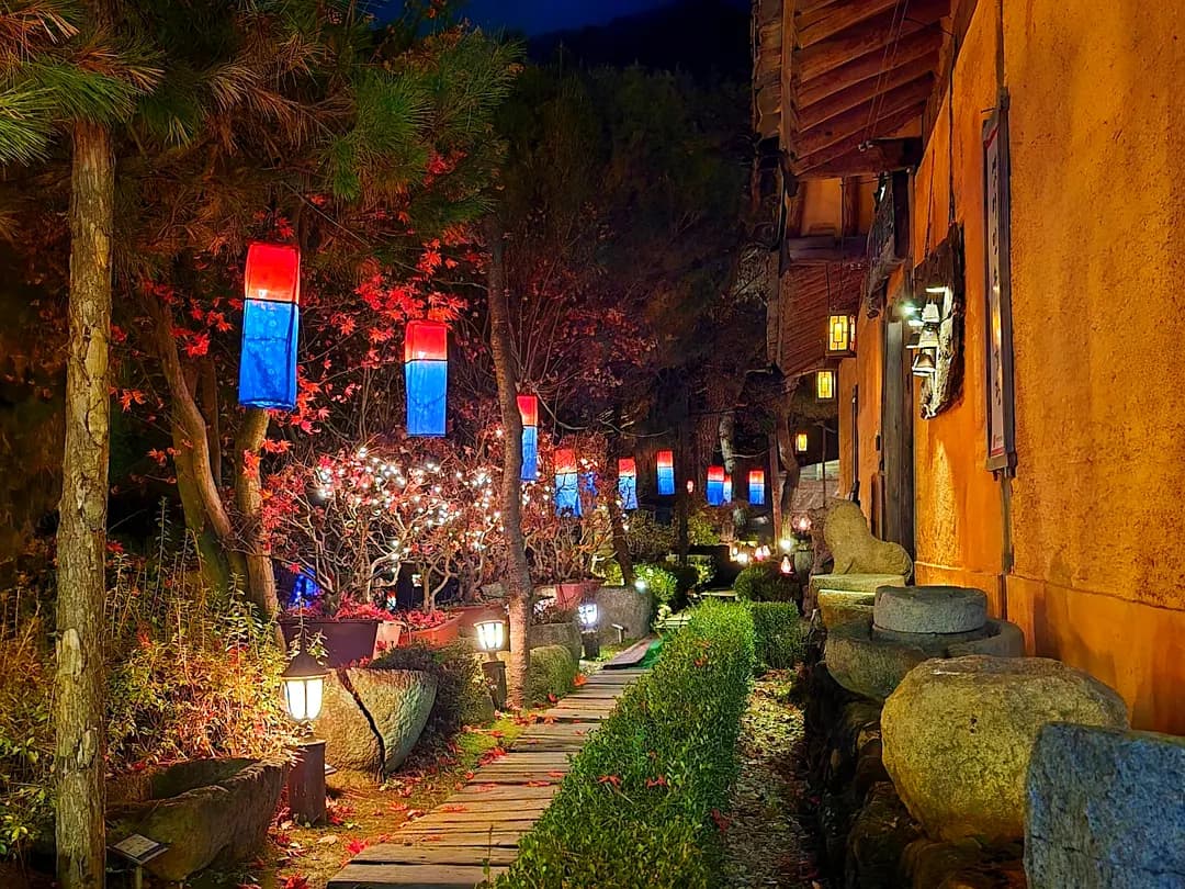 Yetgeo Folk Museum Daejeon: New Year's Fireworks & Countdown 2026
