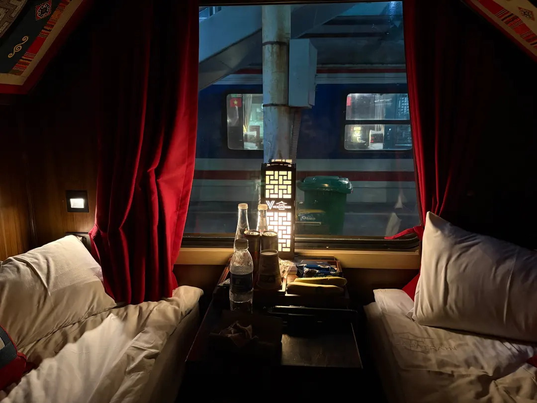 Hanoi to Sapa: Sleeping Train vs. Sleeping Bus Review 2026