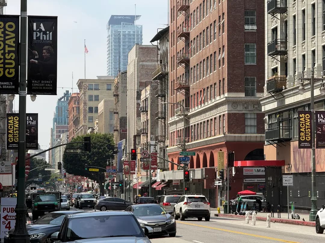 LA Downtown Walking Tour 2026: From Last Bookstore to Rooftop Bars