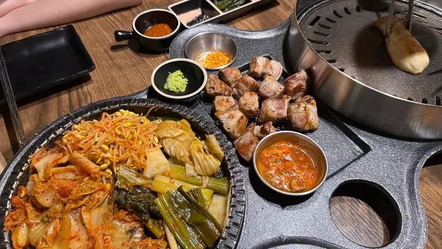 방이먹자골목 돼지명가 방이동점 솔직후기 | 석촌호수 목살 김치구이 웨이팅·주차