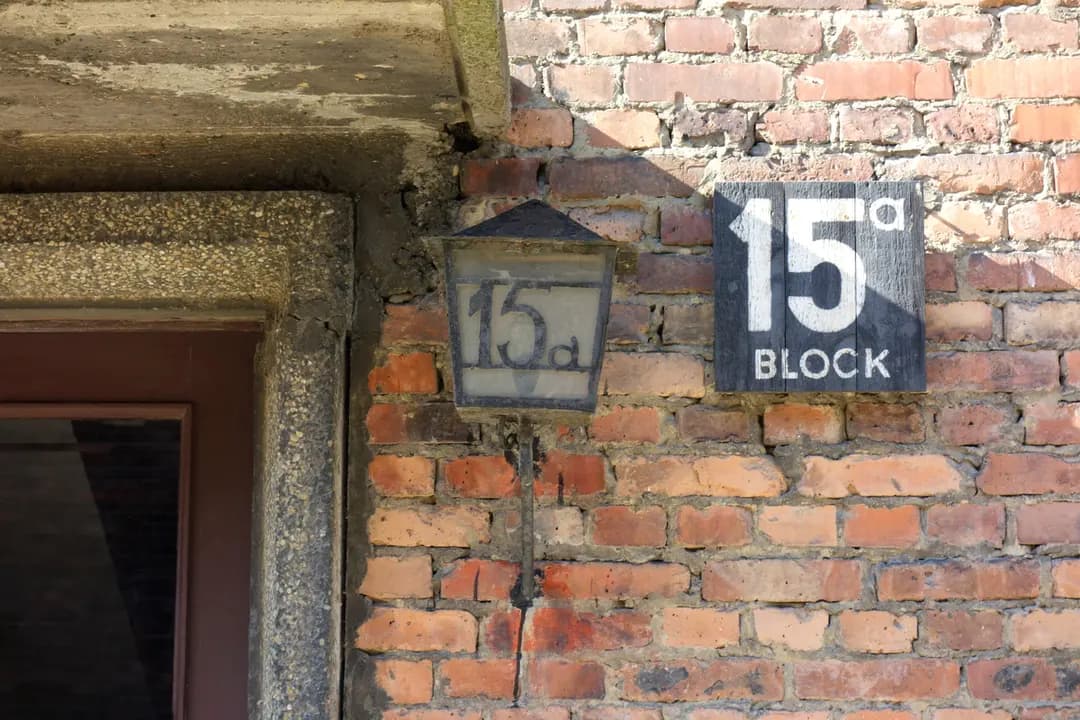 Auschwitz-Birkenau Visit 2026: Tour vs. Individual Booking Guide