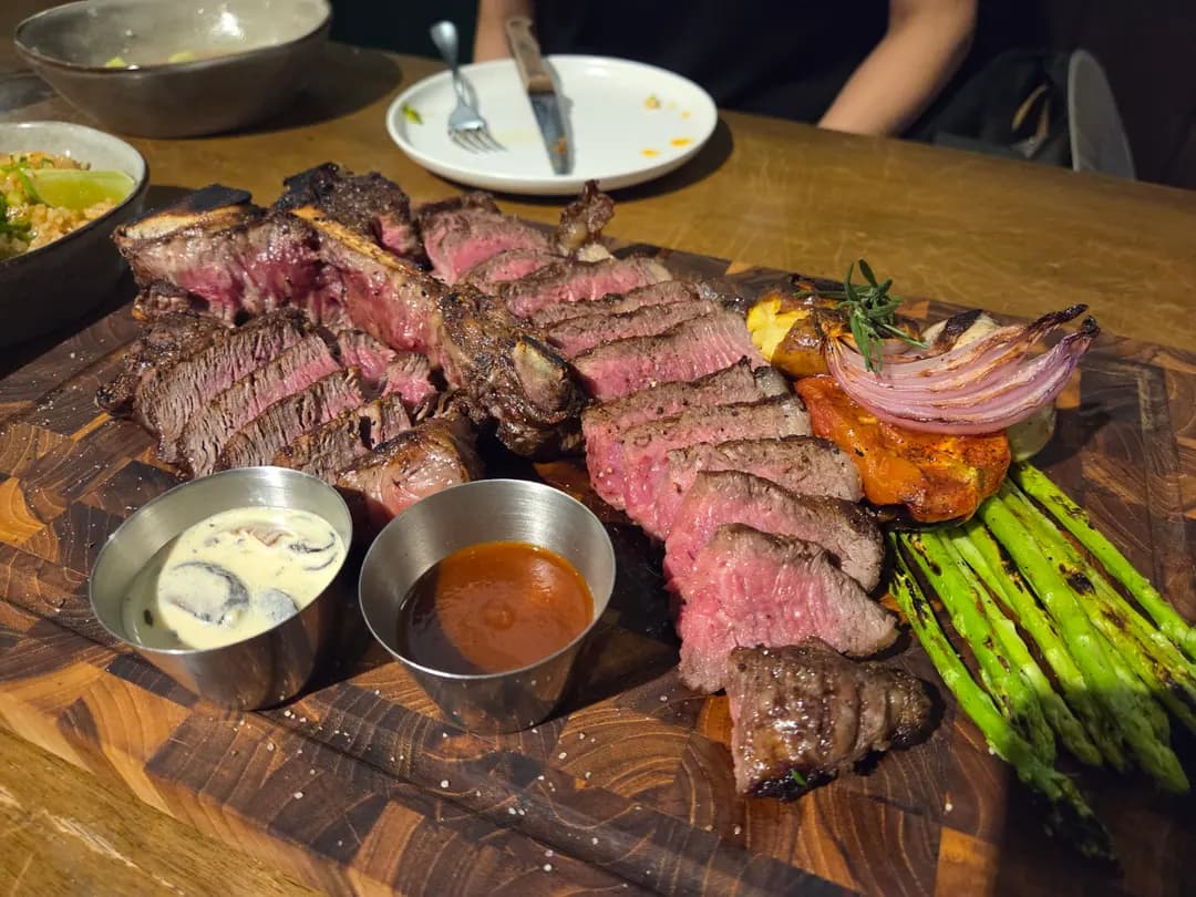 베트남 나트랑 가족여행 시내 맛집 리빈 콜렉티브 부모님 후기