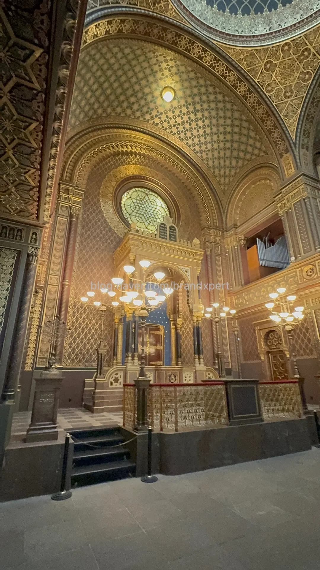 รีวิว Spanish Synagogue ปราก 2026: สถาปัตยกรรมมัวร์สุดอลังการ!