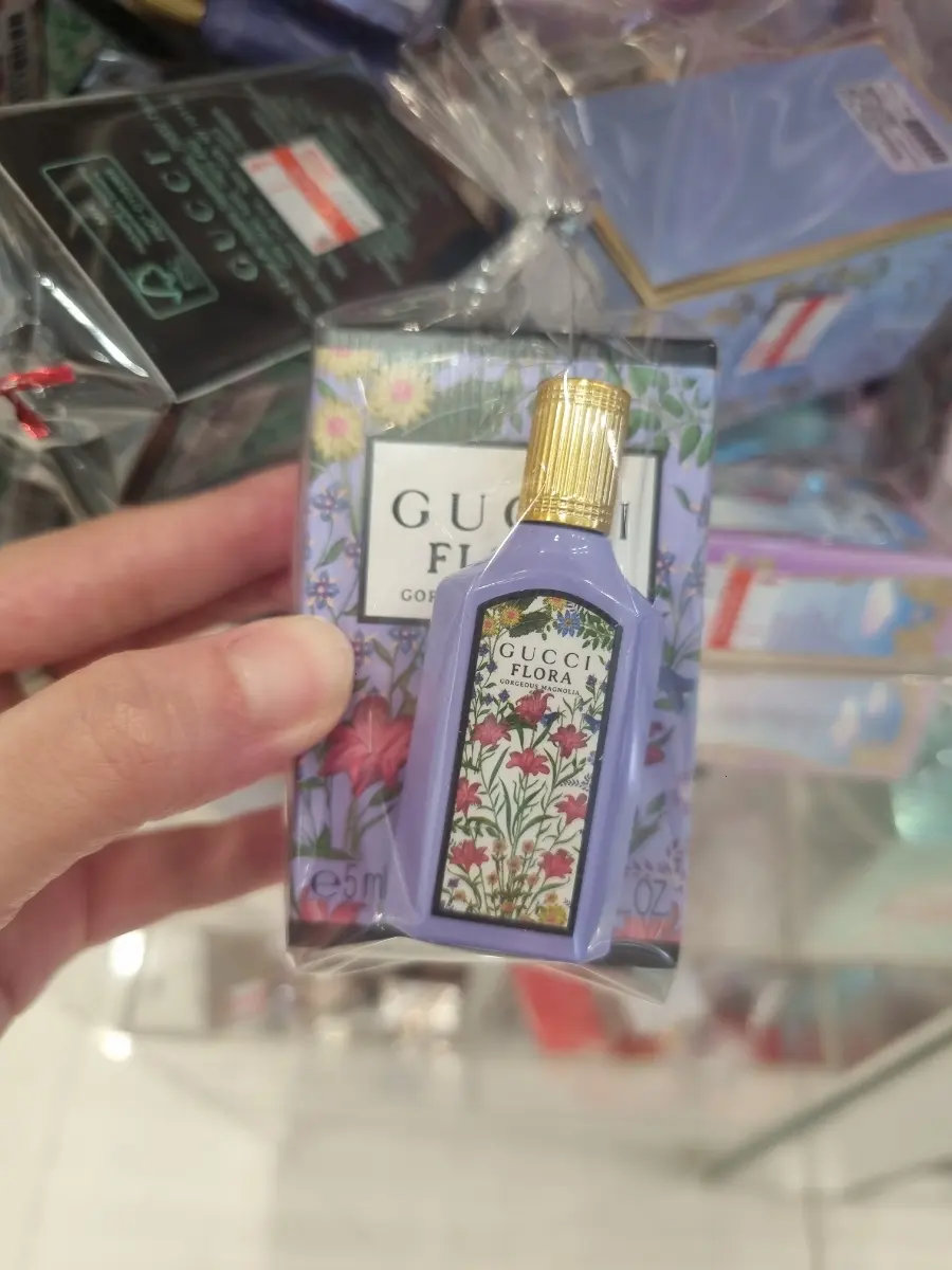 Sasa Hong Kong 2026: Your Guide to Affordable Miniature Perfumes