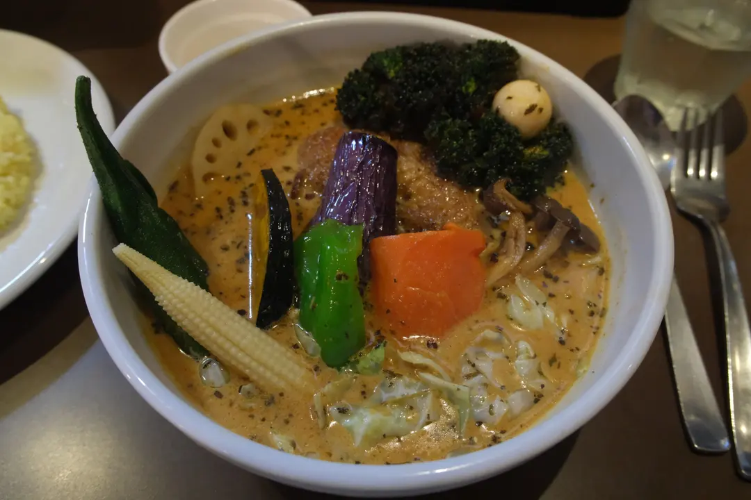 Soup Curry King Sapporo Review 2026: Menu, Spice & Wait Time