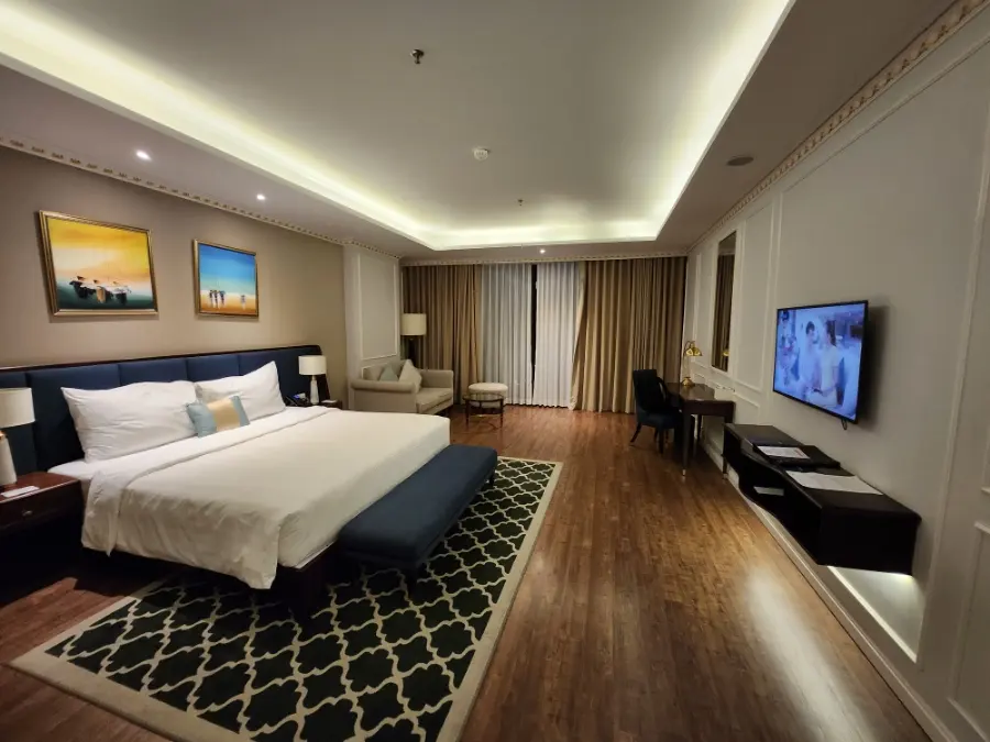 FLC Grand Hotel Halong & Golf Review 2026: Halong Bay Views