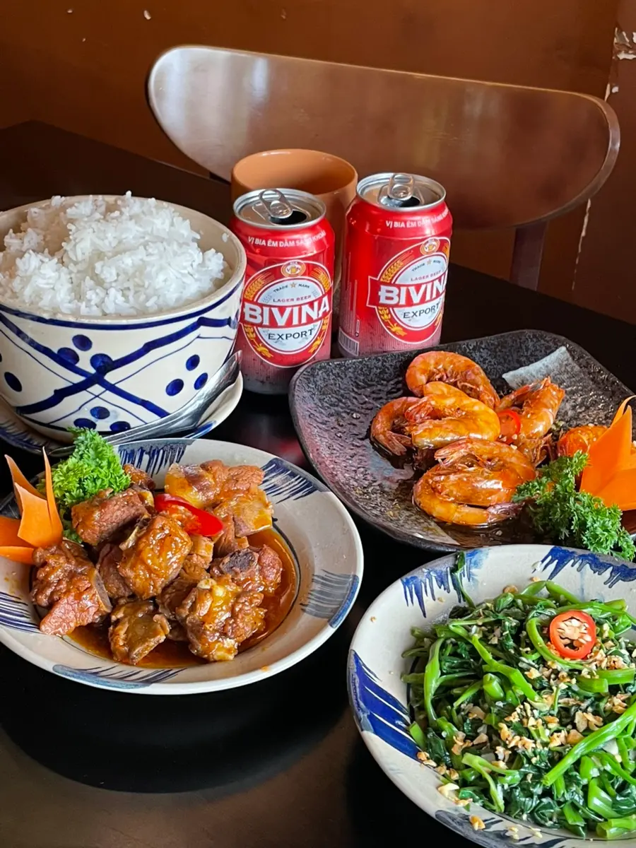 Chuon Chuon Kim Nha Trang Guide 2026: Menu, AC & Discounts