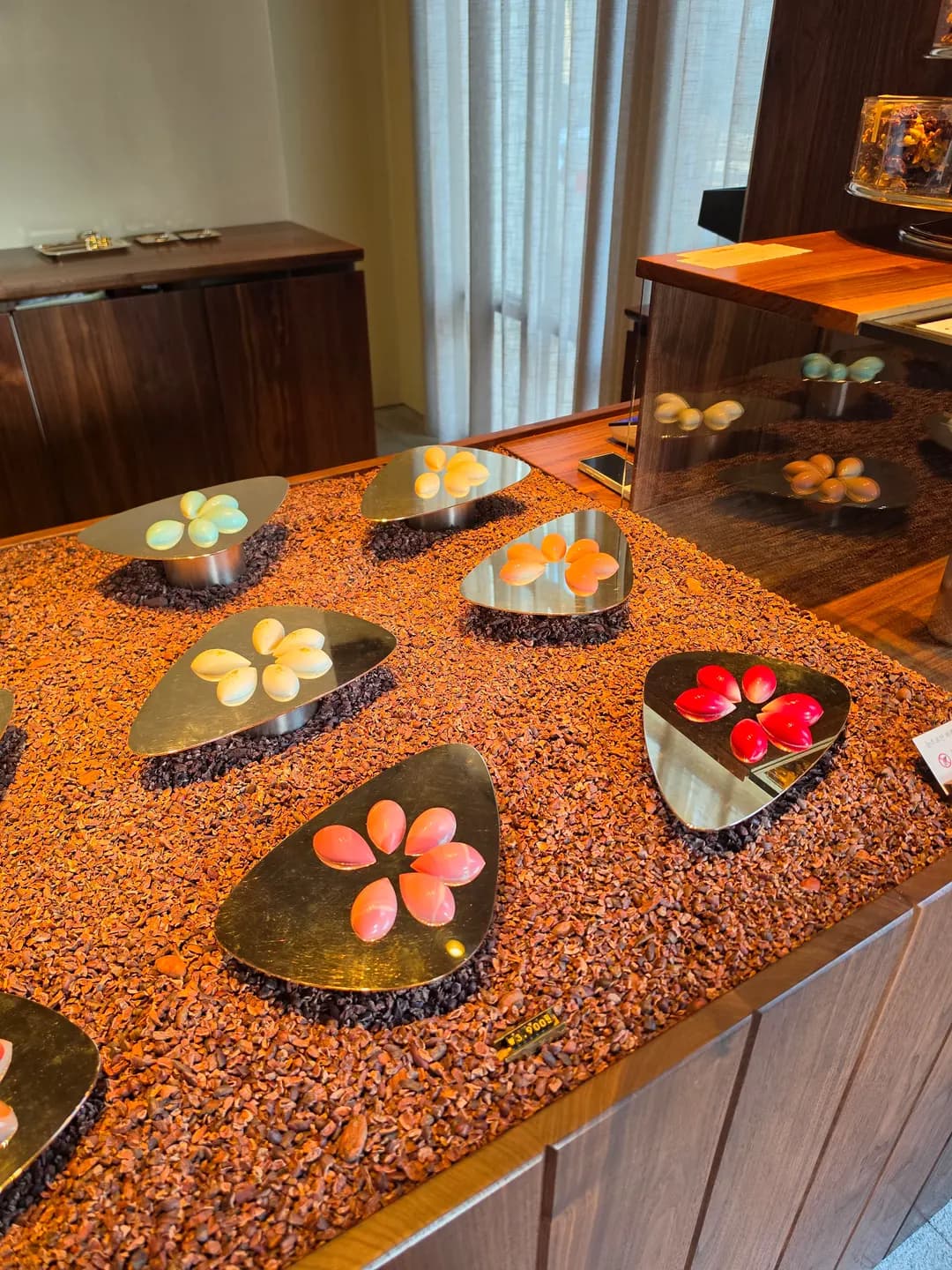 首爾Adore Chocolate:狎鷗亭道山公園質感巧克力店,高級伴手禮必訪!