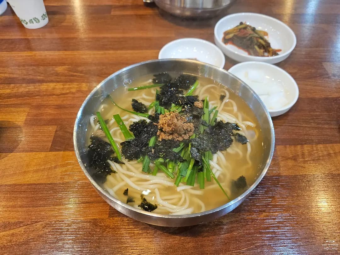 【セジョングルメ】大鮮カルグクス世宗店:濃厚イワシ出汁と大満足の麺量レビュー