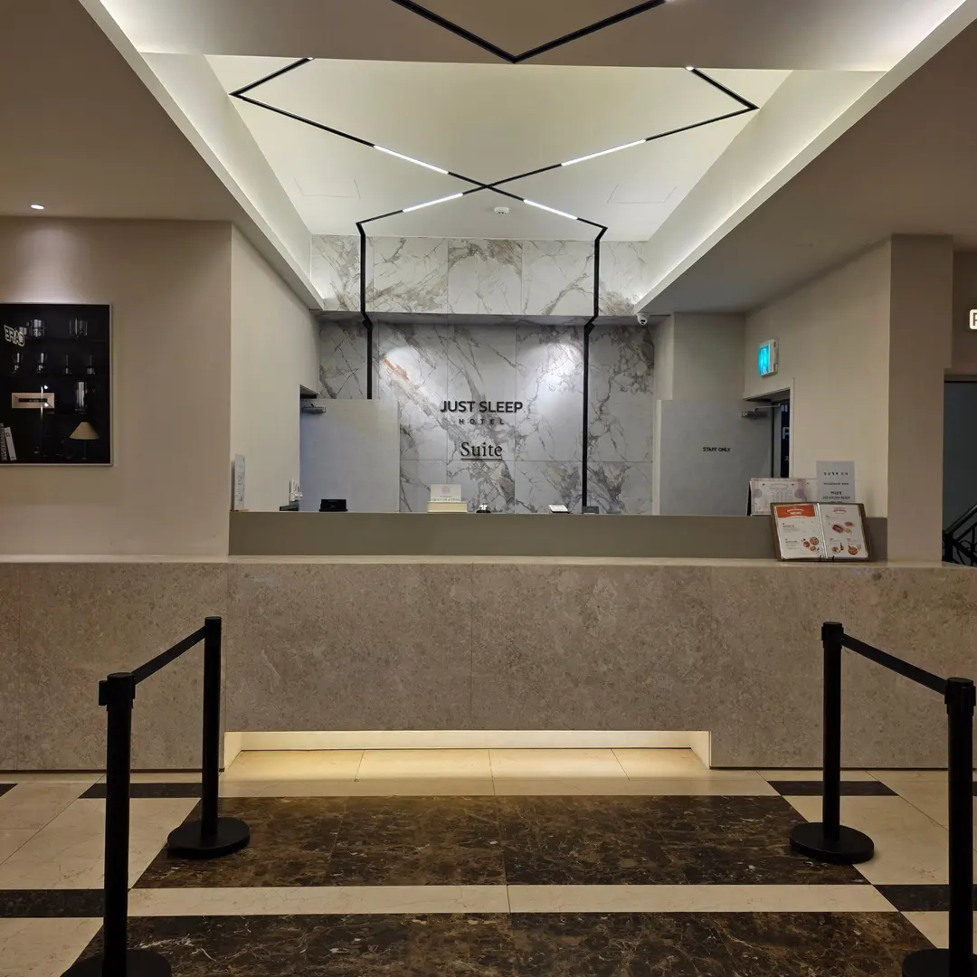 天安站Just Sleep Hotel 2026開箱:德ラックス房、停車超方便!