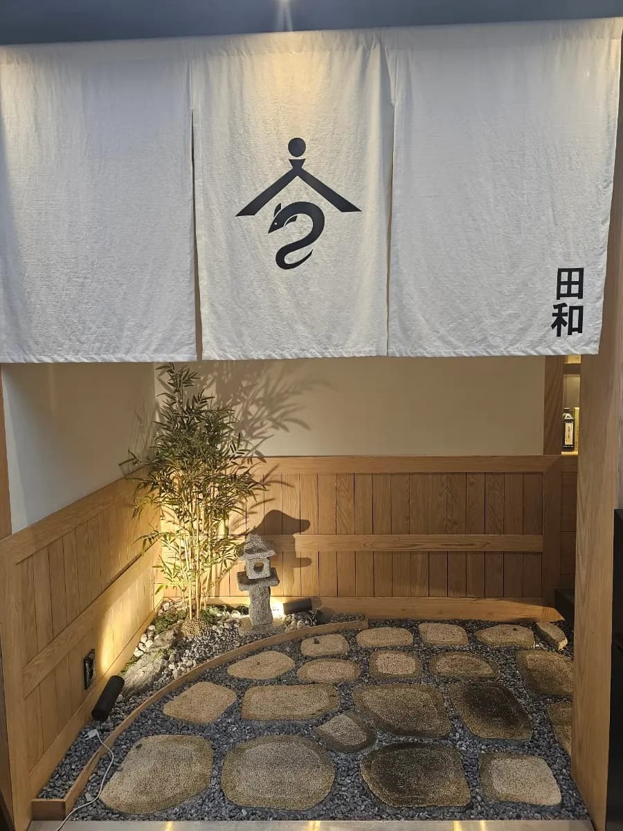 Tawa Seoul City Hall: Top Hitsumabushi for Dates or Solo Meals