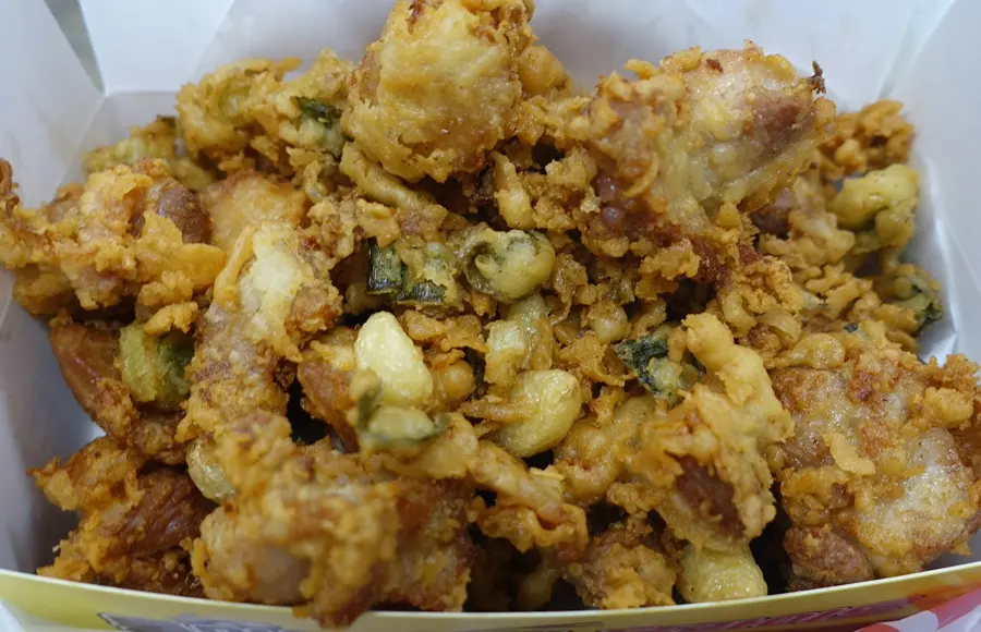 단양 구경시장에서 맛있었던 마늘 시리즈 오성통닭 흑마늘 아이스크림 마늘소금빵