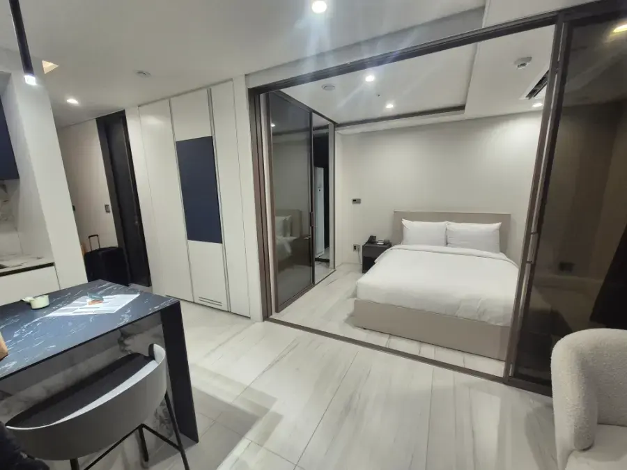 รีวิว Hotel The Botanik Sewoon Myeongdong: ที่พักเรสซิเดนซ์ใจกลางโซล 2026